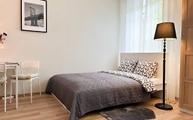 Bright Spacious Apartment In Riga With Free Parking